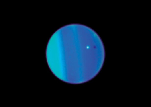 Uranus_and_Ariel-732X520